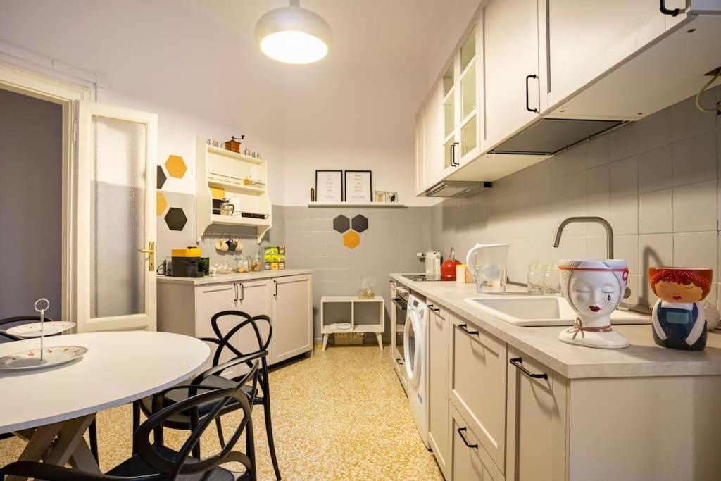 Casa Carmen Apartment มิลาน ภายนอก รูปภาพ